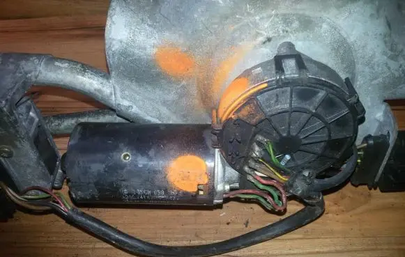 Ford Galaxy Wiper motor 0390241430