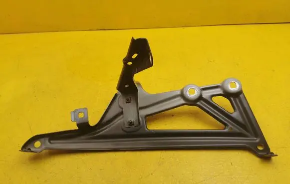 BMW X1 F48 F49 Fender mounting bracket 7329447