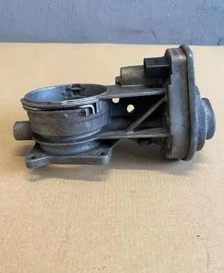 Volkswagen Touareg I Throttle valve 07Z128069A