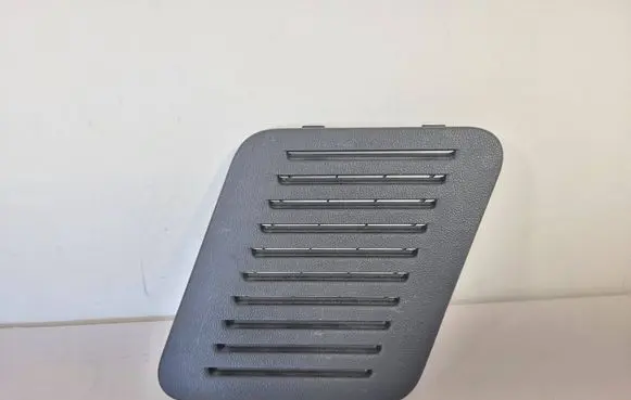 Renault Captur Other trunk/boot trim element 156150351