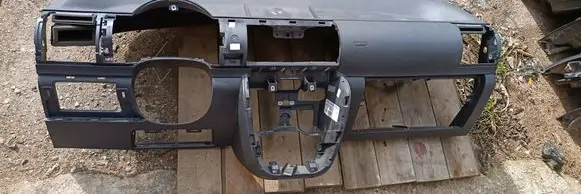 Volkswagen Fox Dashboard 5Z0857003C BSA008602P MFMF00069537