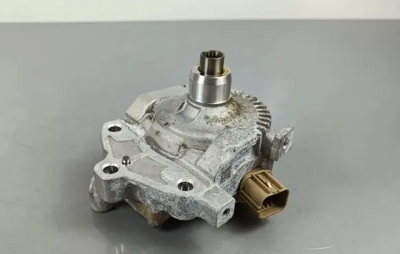 KIA Sportage Vacuum pump 352002M412