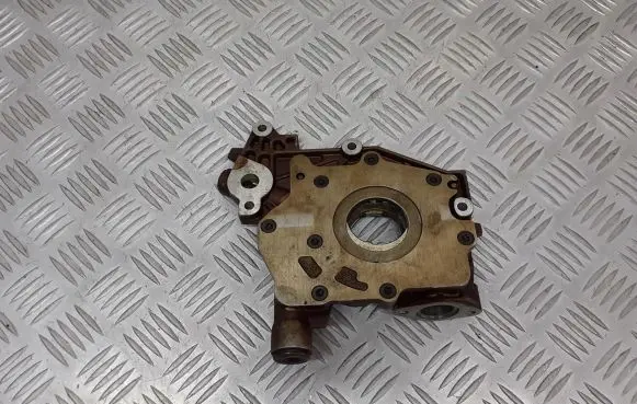 Ford Mondeo Mk III Oil pump 10600071AB