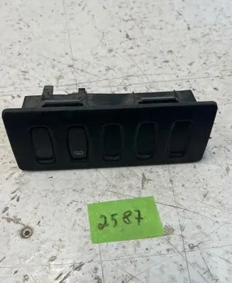Renault Master II Windscreen/window heater switch 8200531163 R6231S3T2