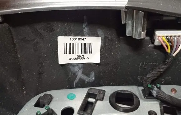 Opel Insignia A Steering wheel 91383875 0915014070 609928910C