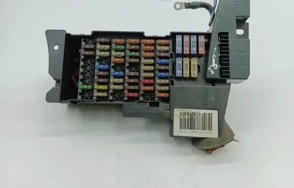 Mercedes-Benz B W245 Fuse module 1695451740