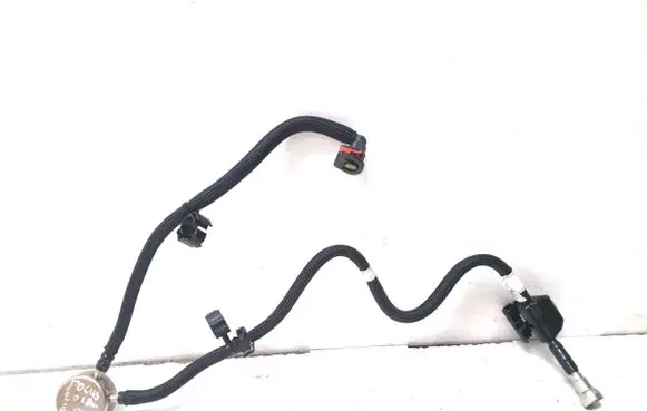 Ford Focus Fuel injector supply line/pipe JX619J296AC