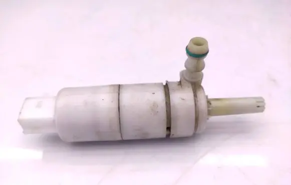Mercedes-Benz Sprinter W901 W902 W903 W904 Windscreen/windshield washer pump
