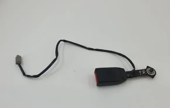 Mazda 3 I Front seatbelt buckle 6064100A