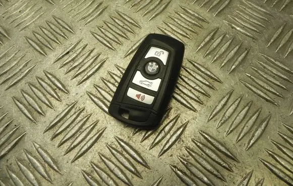 Ignition key/card