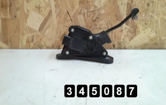 Honda Civic Accelerator throttle pedal 31304H19