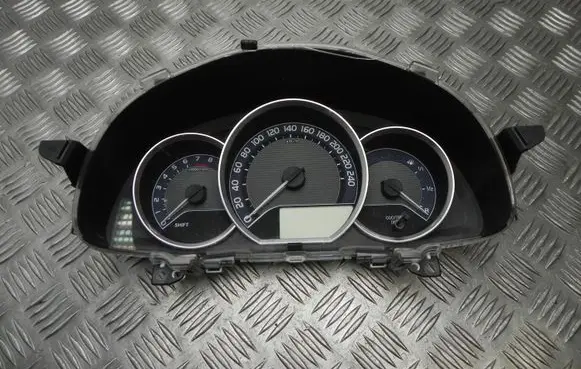Toyota Auris E180 Speedometer (instrument cluster) 838000ZU20 B1234