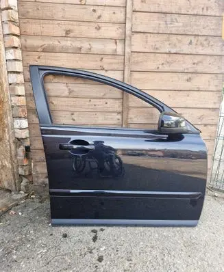 Volvo S40 Front door