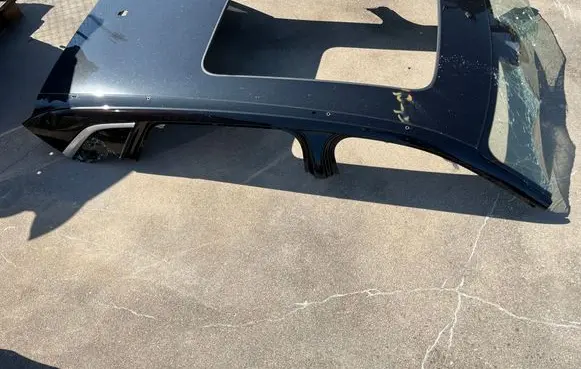 Audi e-tron Roof 