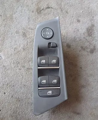 BMW 5 G30 G31 Electric window control switch 6832720 110469