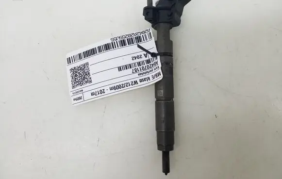 Mercedes-Benz E W212 Fuel injector A6420701187