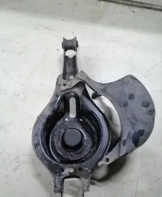 Toyota Highlander XU70 Rear suspension control arm 