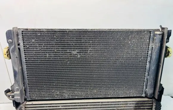 Audi A1 Radiator set 6R0121253Q 6R0820411G