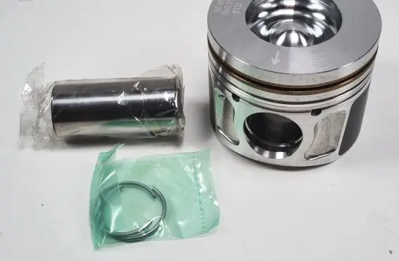 Ford Mondeo MK I Piston PKFO408601DB