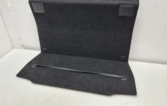 Trunk/boot floor carpet liner