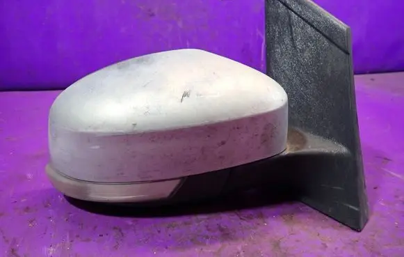 Ford Focus C-MAX Front door electric wing mirror