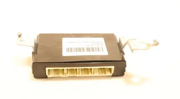 Toyota Corolla E160 E170 Central body control module 