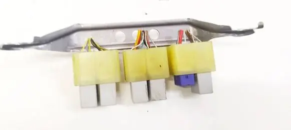 Toyota Corolla Verso AR10 Fuse box set 9008087019 90080-87019