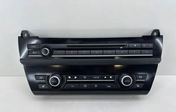 BMW 5 F10 F11 Climate control unit 16046610
