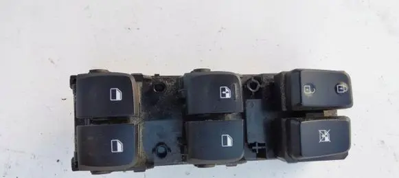 Hyundai Kona I Electric window control switch J9100TMT