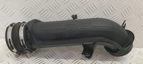 Ford Focus Air intake hose/pipe
