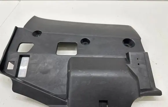 Dashboard lower bottom trim panel