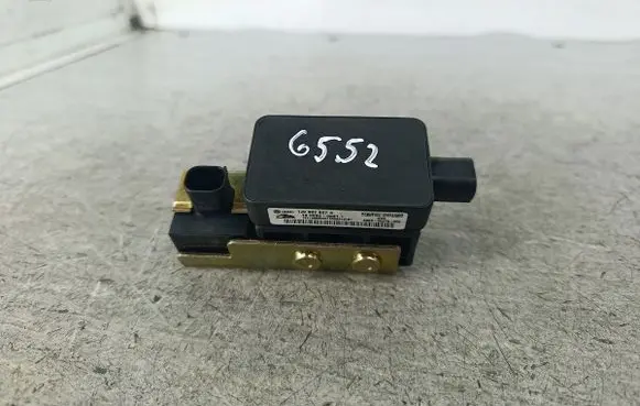 Volkswagen Golf IV ESP acceleration yaw rate sensor 