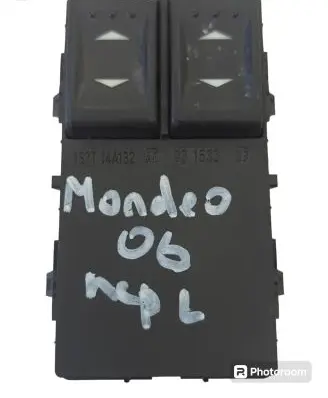 Ford Mondeo Mk III Electric window control switch 1S7T14A132 03163303