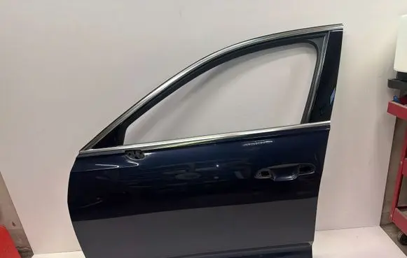 Audi A6 S6 C8 4K Front door LX5B