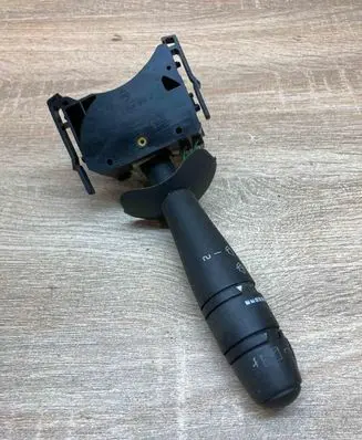 Renault Laguna II Wiper control stalk 8200012243