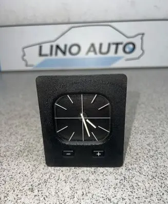BMW 3 E30 Clock 1376903