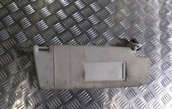 Volkswagen Golf IV Sun visor