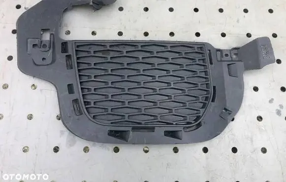Land Rover Evoque I Front bumper lower grill GJ3215A298A