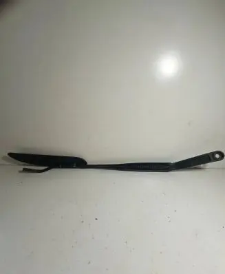 Hyundai Santa Fe Front wiper blade arm