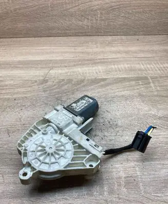 Audi A4 S4 B8 8K Rear door window regulator motor 8K0959802A
