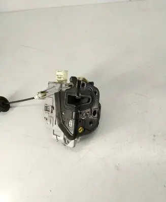 Audi A8 S8 D3 4E Front door lock 4F2837015