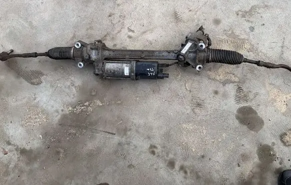 BMW X3 F25 Steering rack 142890 00000728 86530000000