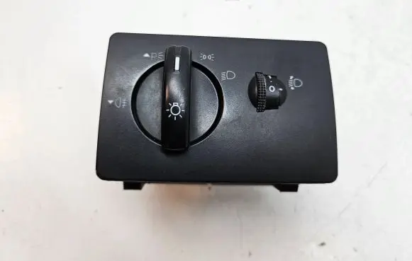 Ford Focus Light switch 4M5T13A024EA