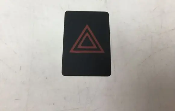 Nissan Qashqai Hazard light switch 