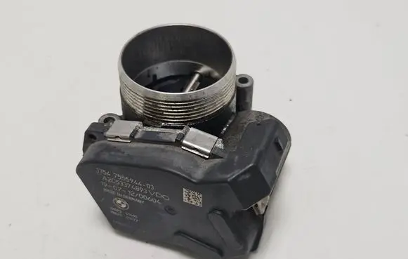 BMW X5M E70 Throttle valve 7555944 1987501495 A2C53374893
