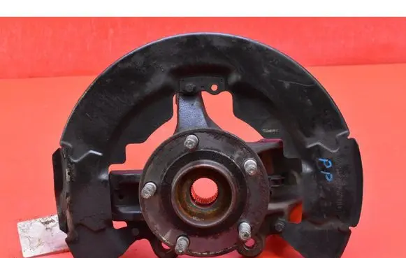 Volvo C70 Front wheel hub spindle knuckle 3M51-3K170
