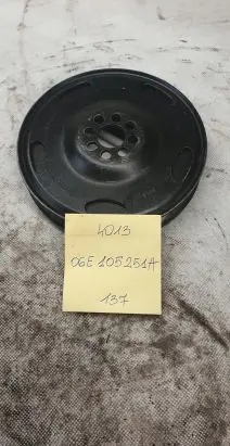 Audi A6 S6 C6 4F Crankshaft pulley 06E105251A
