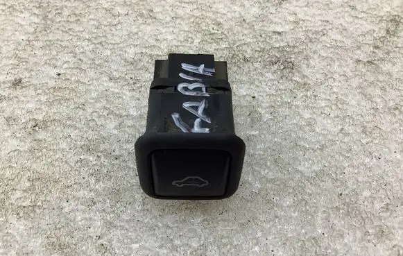 Skoda Fabia Mk2 (5J) Alarm switch 5J0962109 03000316