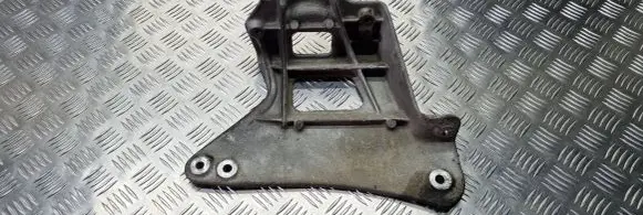 Nissan Almera N16 Engine mounting bracket 1638408 11252