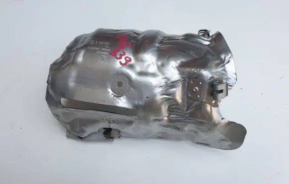 BMW X1 F48 F49 Heat shield in engine bay 8585807
